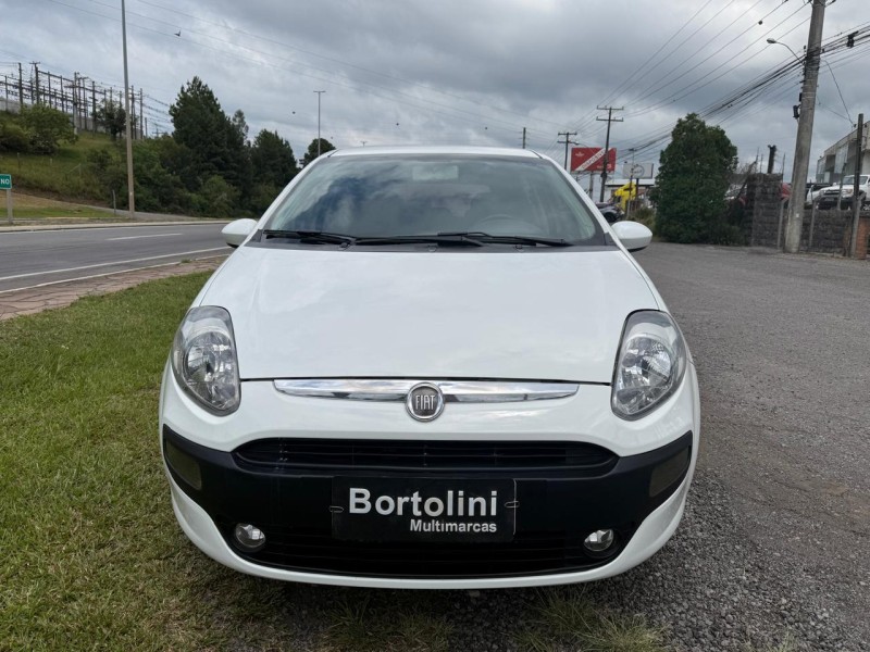 PUNTO 1.4 ATTRACTIVE 8V FLEX 4P MANUAL - 2013 - FARROUPILHA