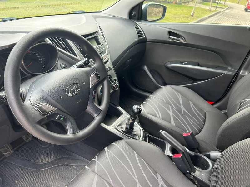 HB20S 1.0 COMFORT 12V FLEX 4P MANUAL - 2014 - CANELA