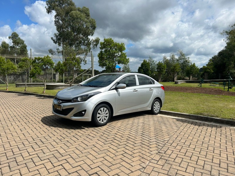 HB20S 1.0 COMFORT 12V FLEX 4P MANUAL - 2014 - CANELA