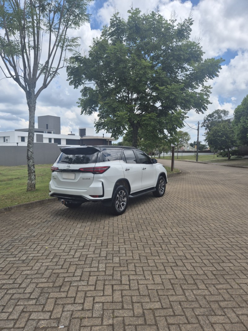 HILUX SW4 2.8 4X4 DIAMOND 16V TURBO DIESEL 4P 7 LUGARES AUTOMATICO - 2024 - BENTO GONçALVES