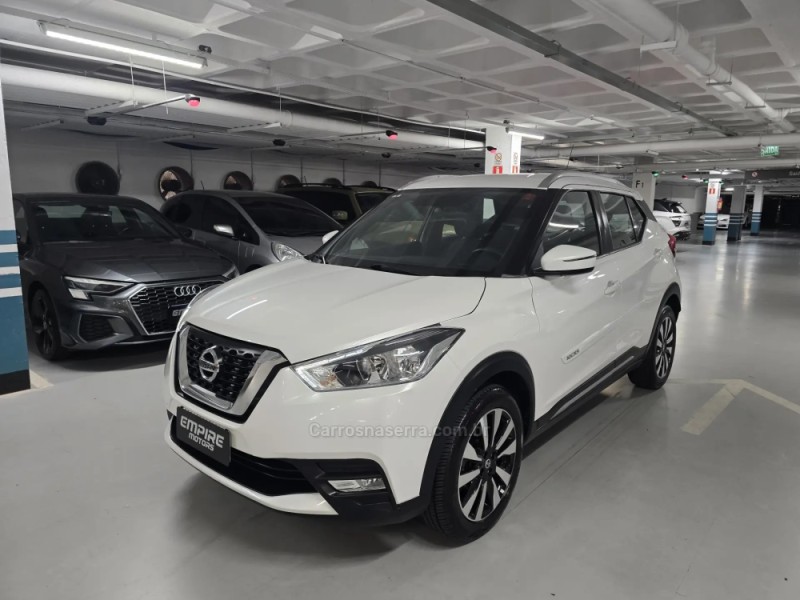 kicks 1.6 16v flex sv limited 4p automatico 2017 porto alegre