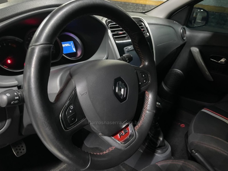 SANDERO 2.0 RS 16V FLEX 4P MANUAL - 2017 - CAXIAS DO SUL