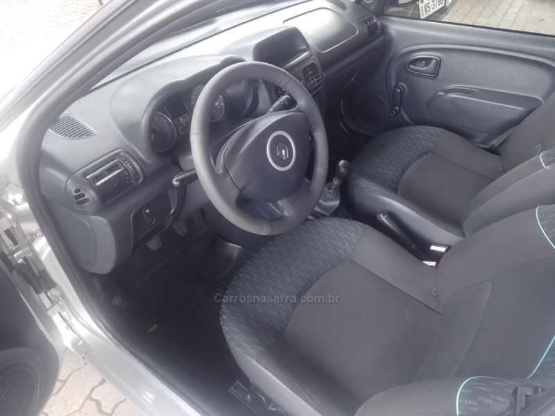 CLIO 1.0 EXPRESSION 16V FLEX 4P MANUAL - 2015 - CAXIAS DO SUL