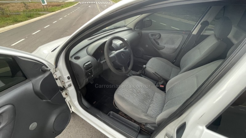 MONTANA 1.8 MPFI CONQUEST CS 8V FLEX 2P MANUAL - 2006 - VILA FLORES