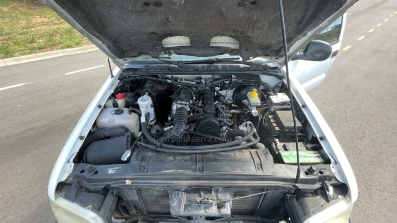 BLAZER 2.4 MPFI ADVANTAGE 4X2 8V GASOLINA 4P MANUAL - 2011 - VILA FLORES