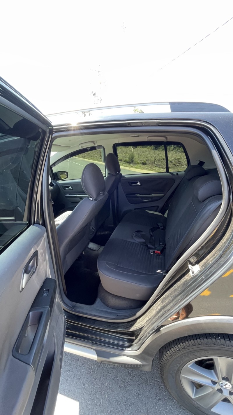 CROSSFOX 1.6 MI FLEX 8V 4P MANUAL - 2011 - VILA FLORES