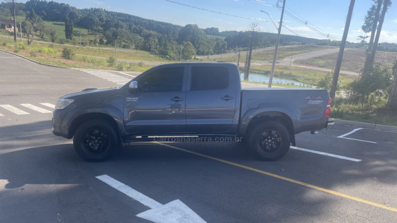 HILUX 3.0 SRV 4X4 CD 16V TURBO INTERCOOLER DIESEL 4P AUTOMÁTICO - 2012 - VILA FLORES
