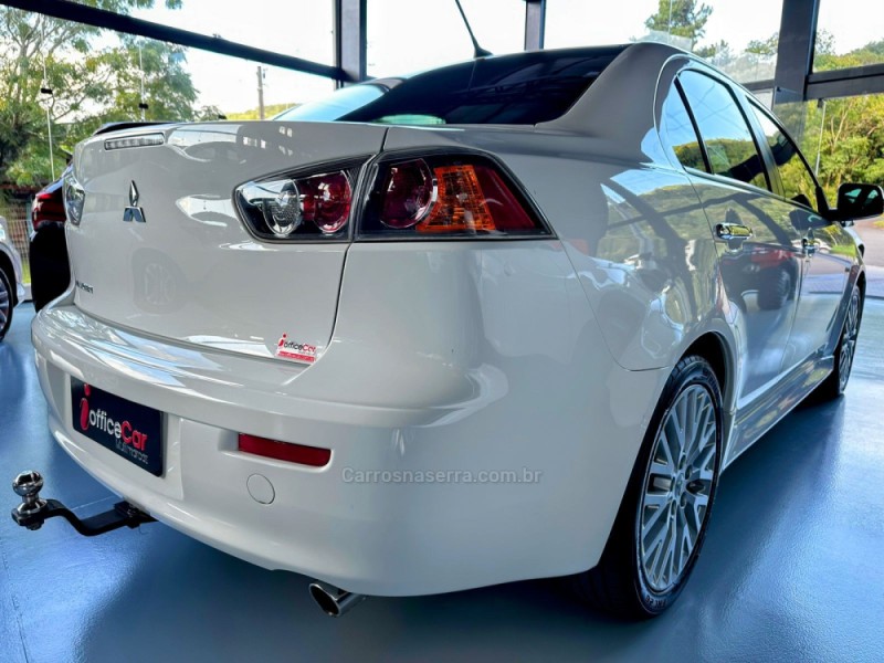 LANCER 2.0 CVT 16V GASOLINA 4P AUTOMÁTICO - 2015 - TRêS COROAS