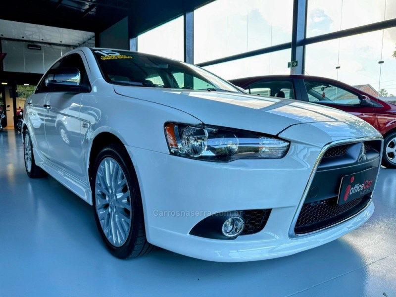 LANCER 2.0 CVT 16V GASOLINA 4P AUTOMÁTICO - 2015 - TRêS COROAS