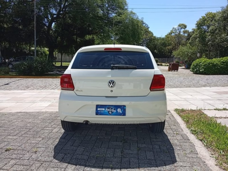 GOL 1.0 12V MPI TOTALFLEX 4P MANUAL - 2020 - FARROUPILHA