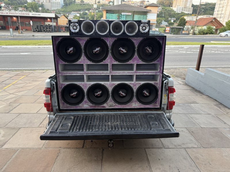 S10 2.4 ADVANTAGE 4X2 CD 8V FLEX 4P MANUAL - 2006 - CAXIAS DO SUL