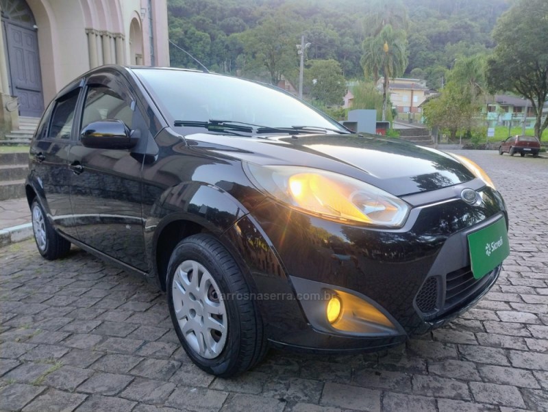 FIESTA 1.0 ROCAM S 8V FLEX 4P MANUAL - 2014 - CAXIAS DO SUL