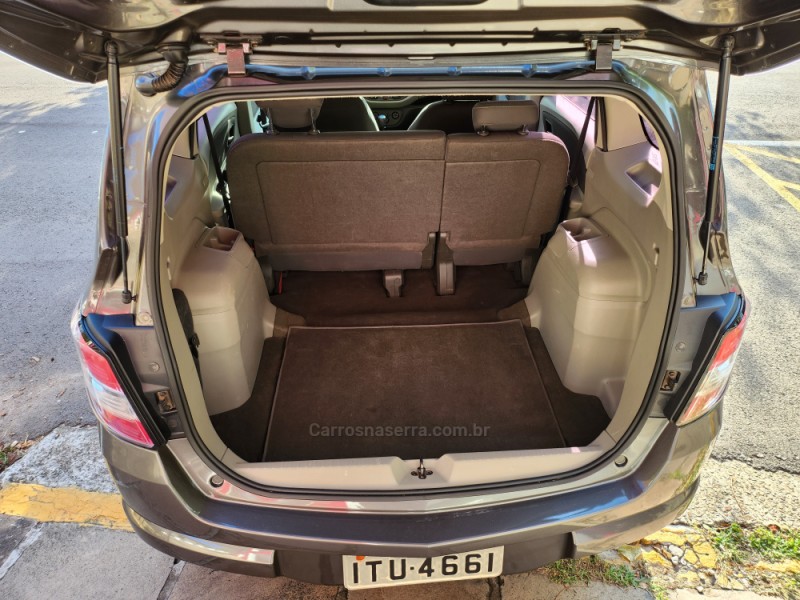 SPIN 1.8 LT 8V FLEX 4P MANUAL - 2013 - VERANóPOLIS