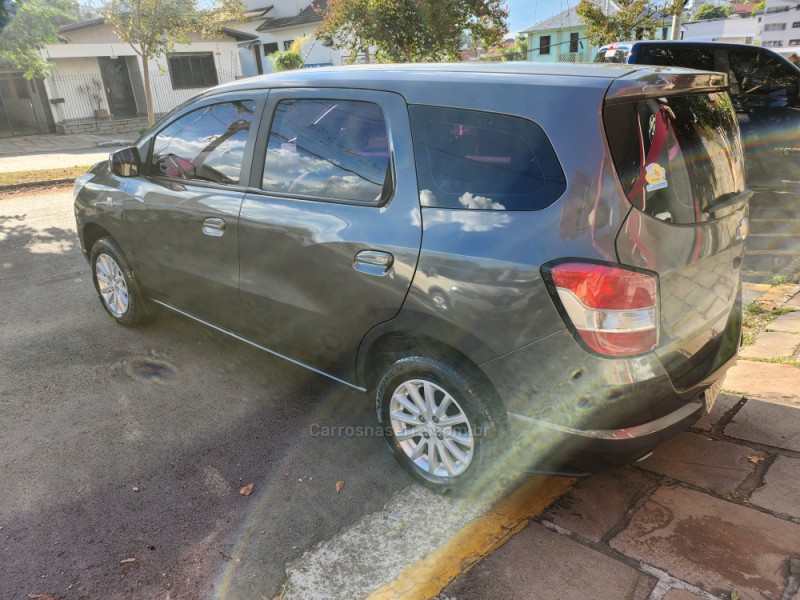 SPIN 1.8 LT 8V FLEX 4P MANUAL - 2013 - VERANóPOLIS