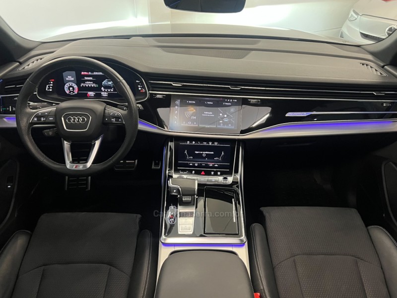 Q8 3.0 TFSI PERFORMANCE BLACK QUATTRO V6 24V GASOLINA 4P S-TRONIC - 2023 - FLORES DA CUNHA