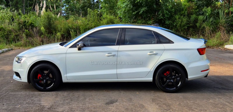 A3 1.4 TFSI SEDAN ATTRACTION 16V FLEX 4P TIPTRONIC - 2016 - FARROUPILHA