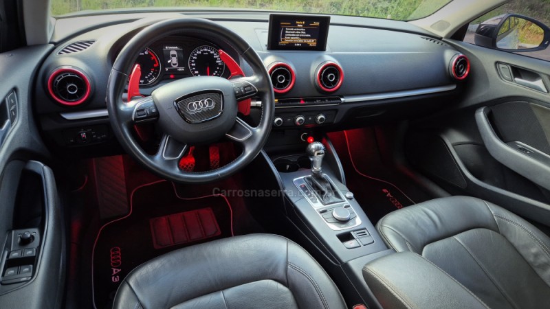 A3 1.4 TFSI SEDAN ATTRACTION 16V FLEX 4P TIPTRONIC - 2016 - FARROUPILHA