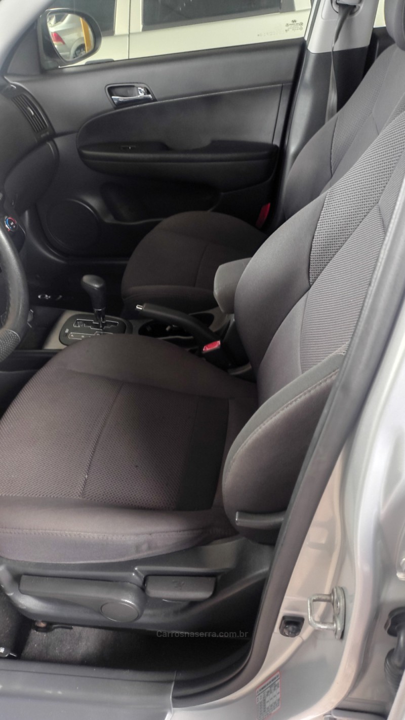 I30 CW 2.0 MPFI GLS 16V GASOLINA 4P AUTOMÁTICO - 2011 - SAPIRANGA