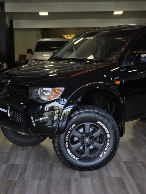 L200 TRITON 3.5 HPE 4X4 CD V6 24V FLEX 4P AUTOMÁTICO - 2012 - CAXIAS DO SUL