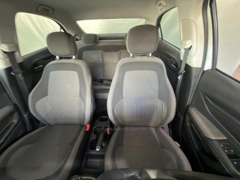 PRISMA 1.4 MPFI LTZ 8V FLEX 4P MANUAL - 2016 - NOVA PRATA