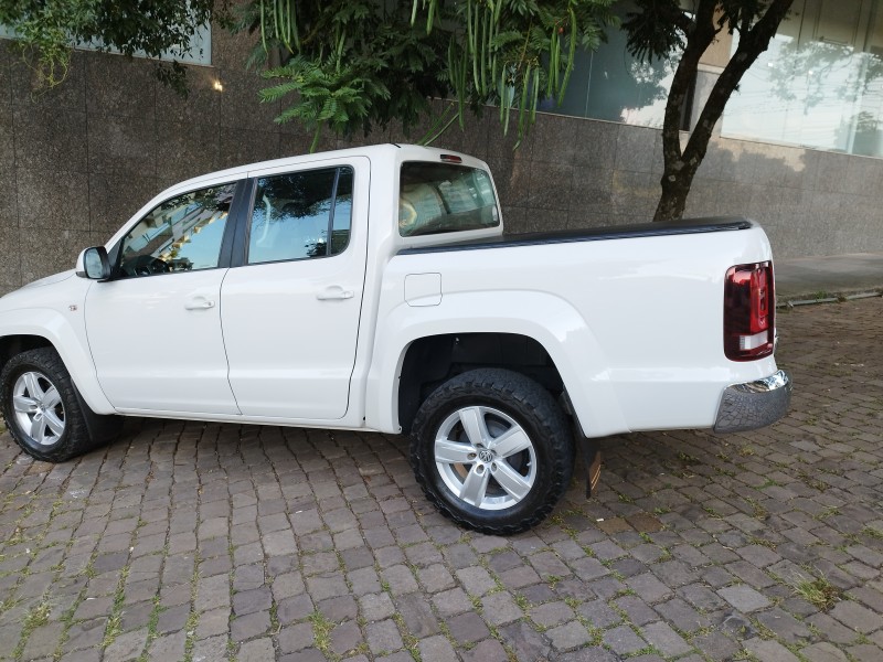 AMAROK 2.0 HIGHLINE 4X4 CD 16V TURBO INTERCOOLER DIESEL 4P AUTOMÁTICO - 2019 - VERANóPOLIS