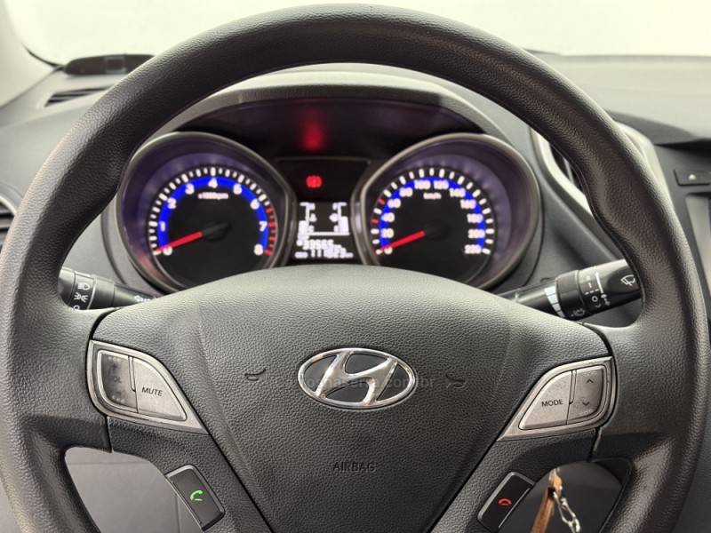 HB20S 1.6 COMFORT PLUS 16V FLEX 4P MANUAL - 2015 - SANTA CRUZ DO SUL