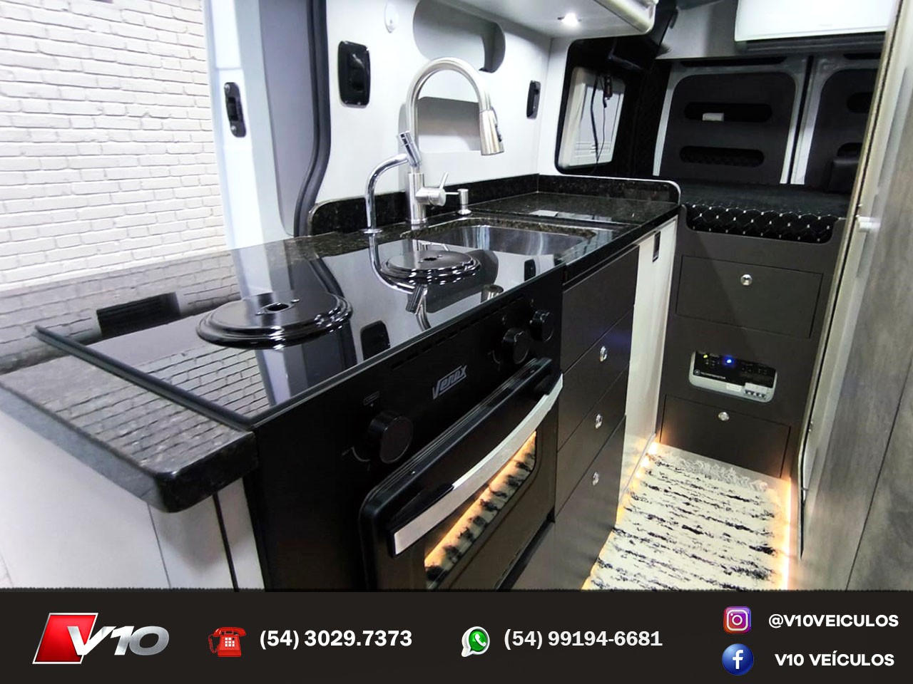 RENAULT - MASTER - 2022/2023 - Branca - R$ 369.900,00