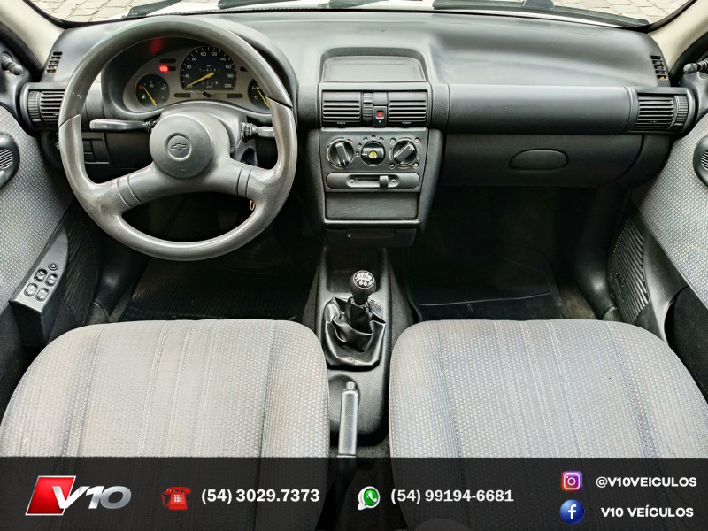 CORSA 1.0 MPFI SUPER SEDAN 8V GASOLINA 4P MANUAL - 1999 - CAXIAS DO SUL