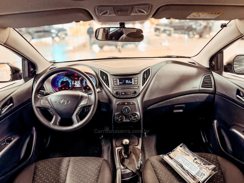 HB20 1.0 COMFORT 12V FLEX 4P MANUAL - 2018 - NOVA PRATA