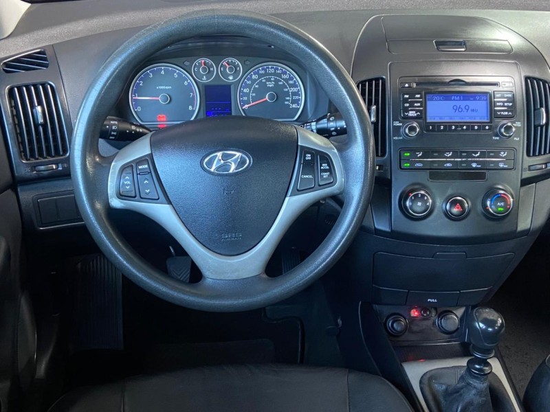 I30 2.0 MPI 16V GASOLINA 4P MANUAL - 2010 - CAXIAS DO SUL