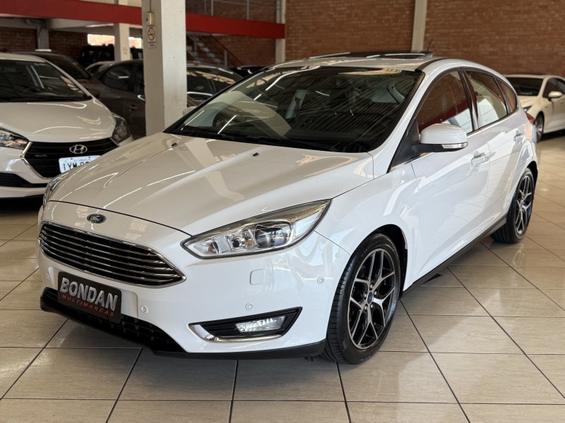 focus 2.0 titanium plus 16v flex 4p automatico 2016 farroupilha