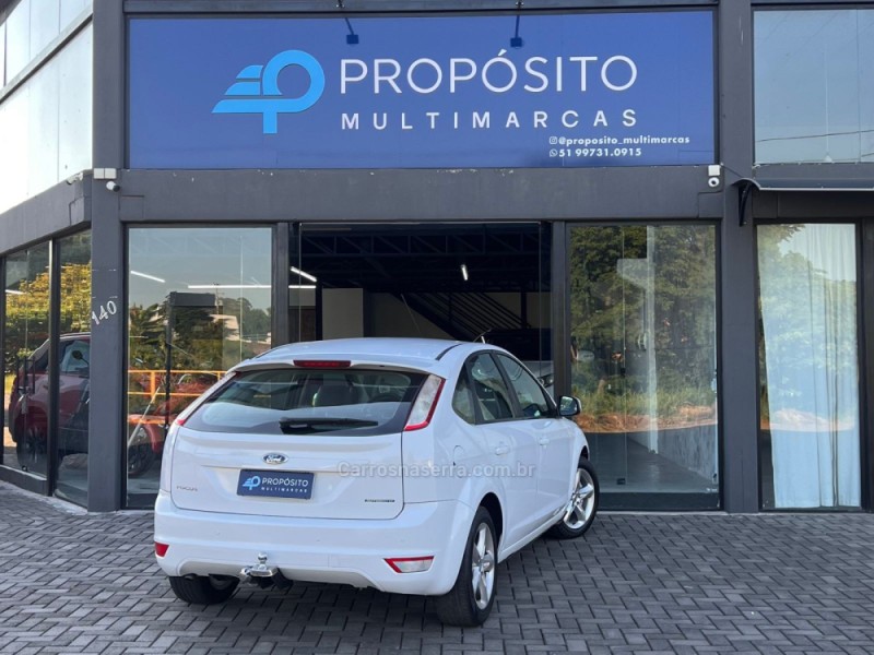 FOCUS 2.0 16V FLEX 4P AUTOMÁTICO - 2013 - ESTâNCIA VELHA