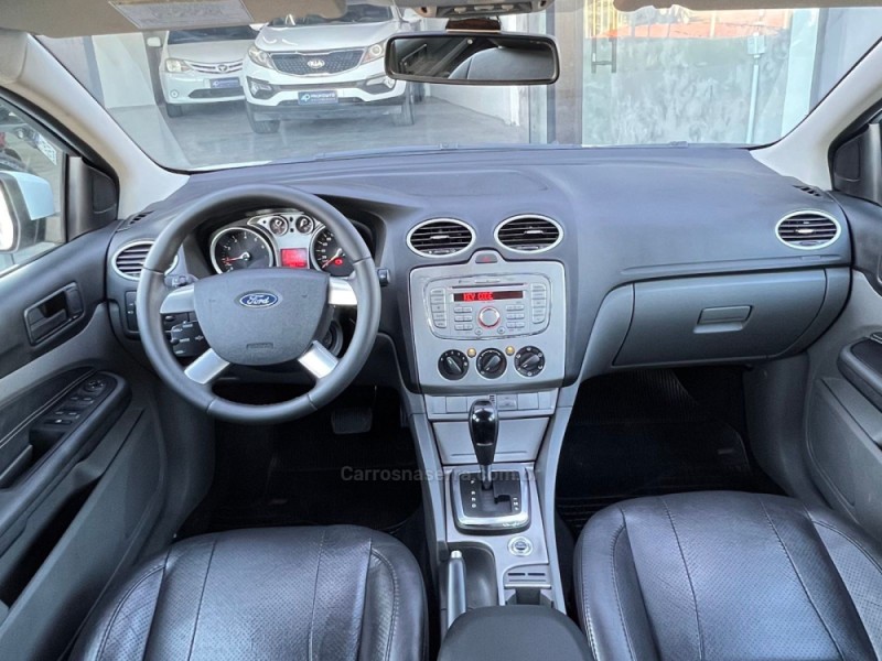 FOCUS 2.0 16V FLEX 4P AUTOMÁTICO - 2013 - ESTâNCIA VELHA