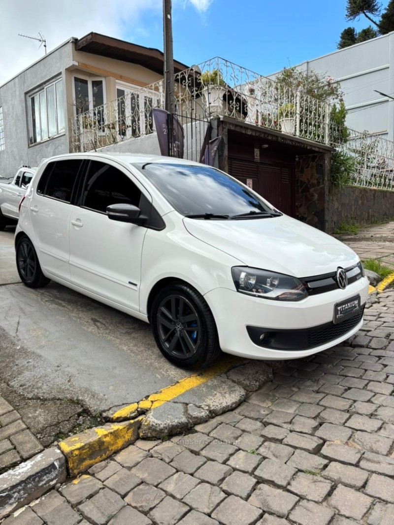 FOX 1.0 MI BLUEMOTION 8V FLEX 4P MANUAL - 2014 - SãO FRANCISCO DE PAULA