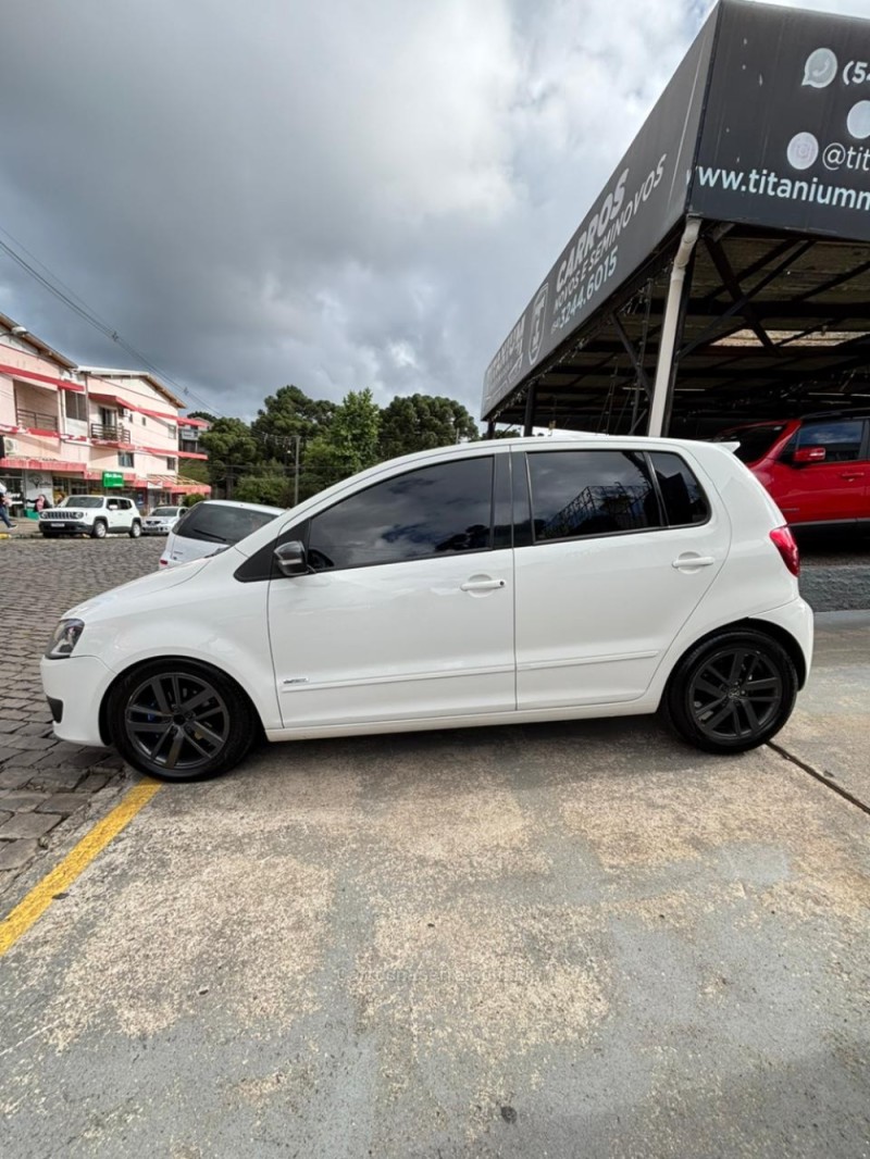 FOX 1.0 MI BLUEMOTION 8V FLEX 4P MANUAL - 2014 - SãO FRANCISCO DE PAULA