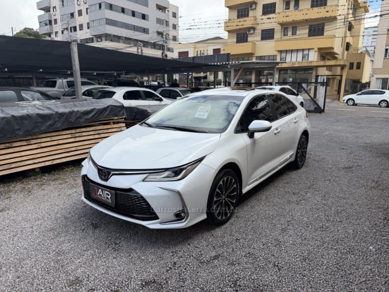 COROLLA 2.0 ALTIS 16V FLEX 4P AUTOMÁTICO - 2024 - GARIBALDI
