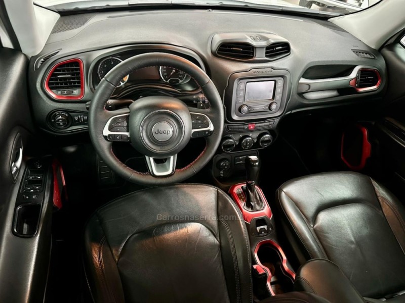 RENEGADE 2.0 16V TURBO DIESEL TRAILHAWK 4P 4X4 AUTOMÁTICO - 2016 - CAXIAS DO SUL