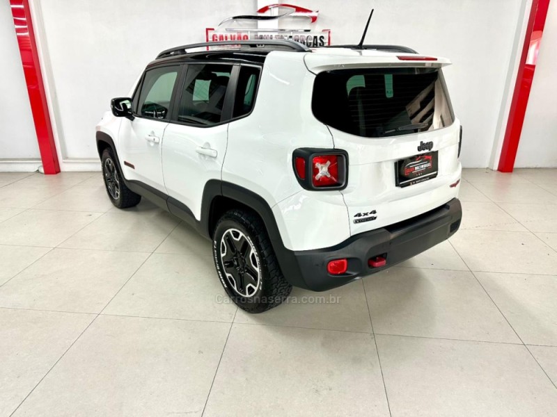 RENEGADE 2.0 16V TURBO DIESEL TRAILHAWK 4P 4X4 AUTOMÁTICO - 2016 - CAXIAS DO SUL