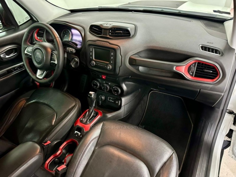 RENEGADE 2.0 16V TURBO DIESEL TRAILHAWK 4P 4X4 AUTOMÁTICO - 2016 - CAXIAS DO SUL