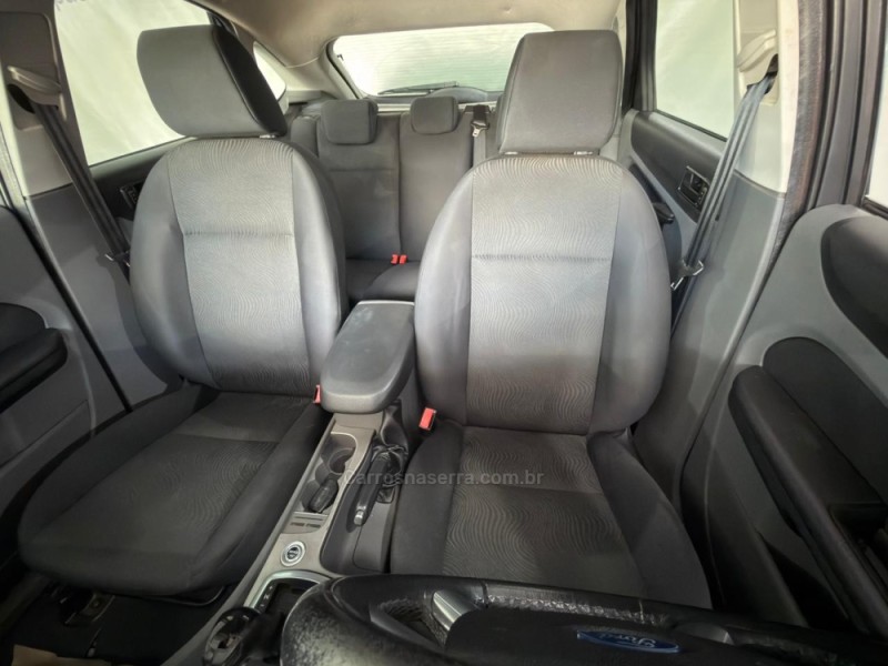 FOCUS 2.0 GLX 16V GASOLINA 4P AUTOMÁTICO - 2012 - NOVA PRATA