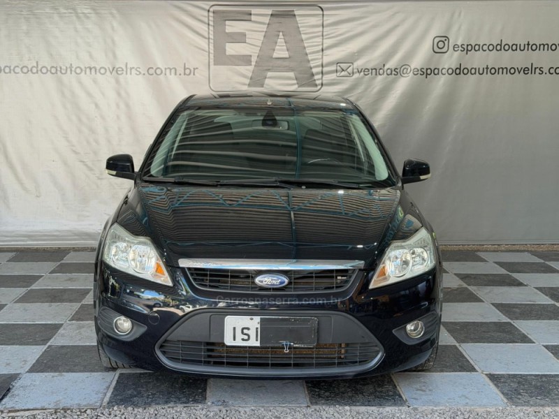 FOCUS 2.0 GLX 16V GASOLINA 4P AUTOMÁTICO - 2012 - NOVA PRATA