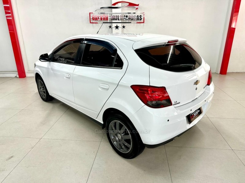 ONIX 1.4 MPFI LT 8V FLEX 4P MANUAL - 2013 - CAXIAS DO SUL