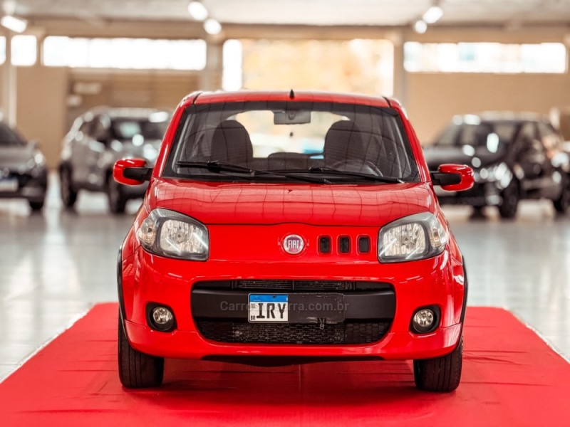 UNO 1.4 EVO SPORTING 8V FLEX 4P MANUAL - 2012 - NOVA PRATA