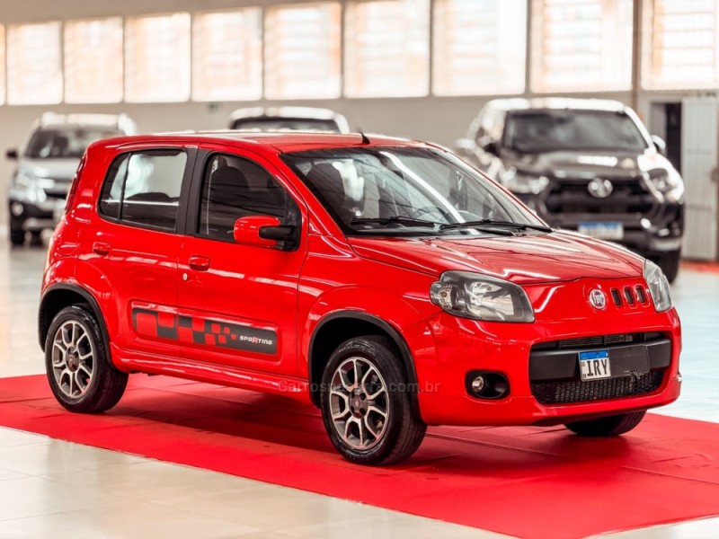 UNO 1.4 EVO SPORTING 8V FLEX 4P MANUAL - 2012 - NOVA PRATA