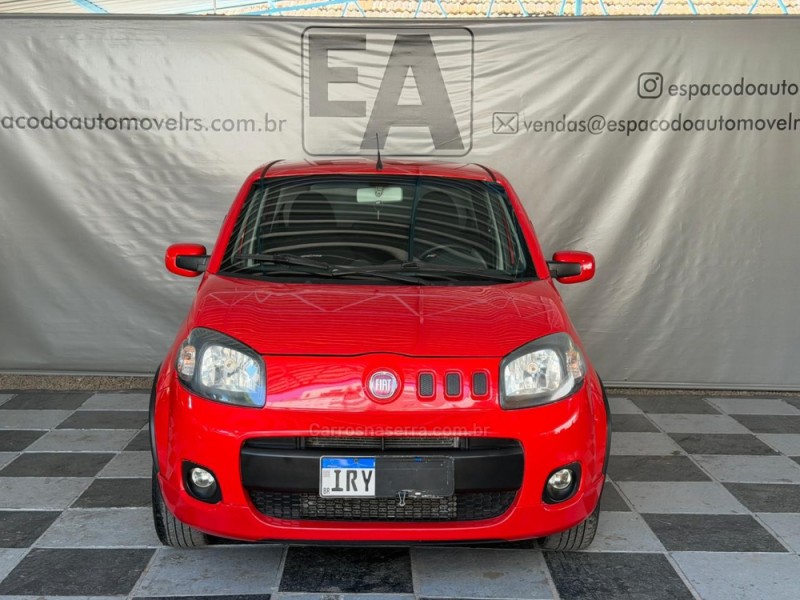 UNO 1.4 EVO SPORTING 8V FLEX 4P MANUAL - 2012 - NOVA PRATA