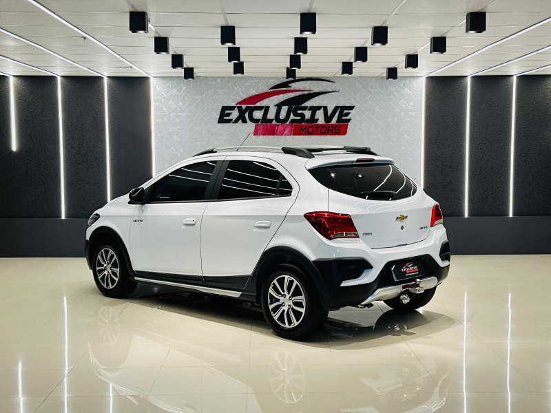 ONIX 1.4 MPFI ACTIV 8V FLEX 4P AUTOMÁTICO - 2018 - CAXIAS DO SUL