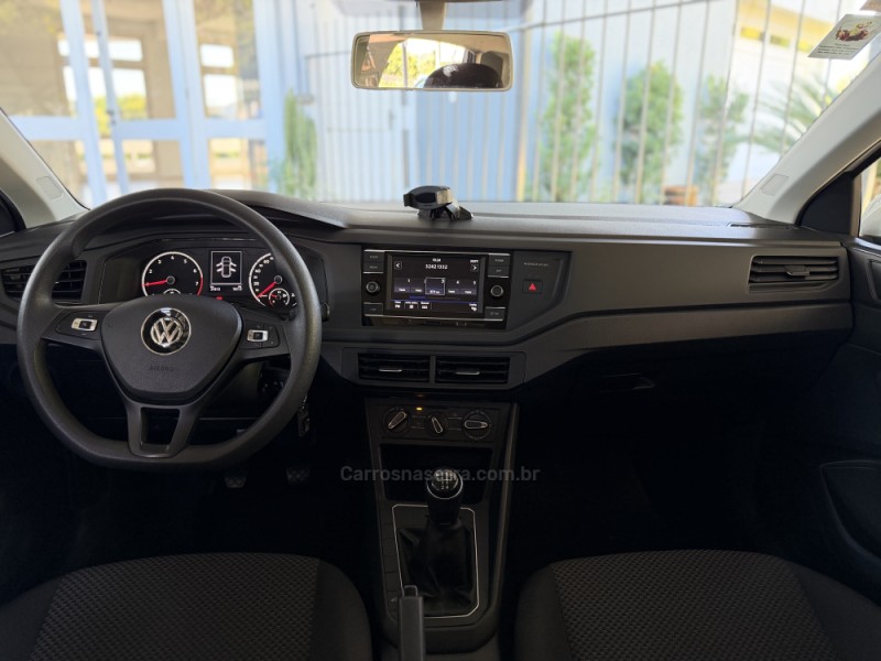 POLO 1.6 MSI TOTAL FLEX MANUAL  - 2020 - NOVA PRATA