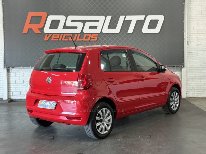 FOX 1.0 MI 8V FLEX 4P MANUAL - 2014 - VENâNCIO AIRES