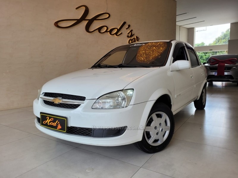 CLASSIC 1.0 MPFI LS 8V FLEX 4P MANUAL