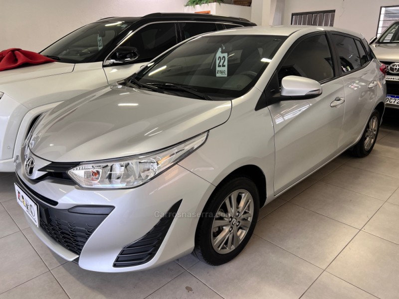 YARIS 1.5 XL PLUS CONNECT 16V FLEX 4P AUTOMÁTICO